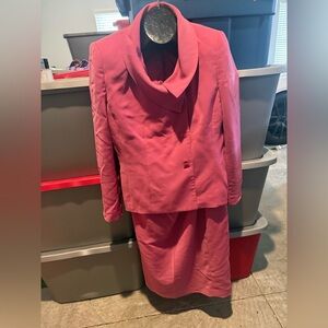 Elegant Pink Women's Jacket and Skirt Set mp15